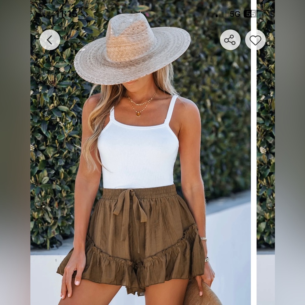 Cupshe ruffle shorts